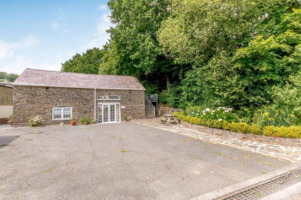 Garden Apartment Llandysul Exterior photo
